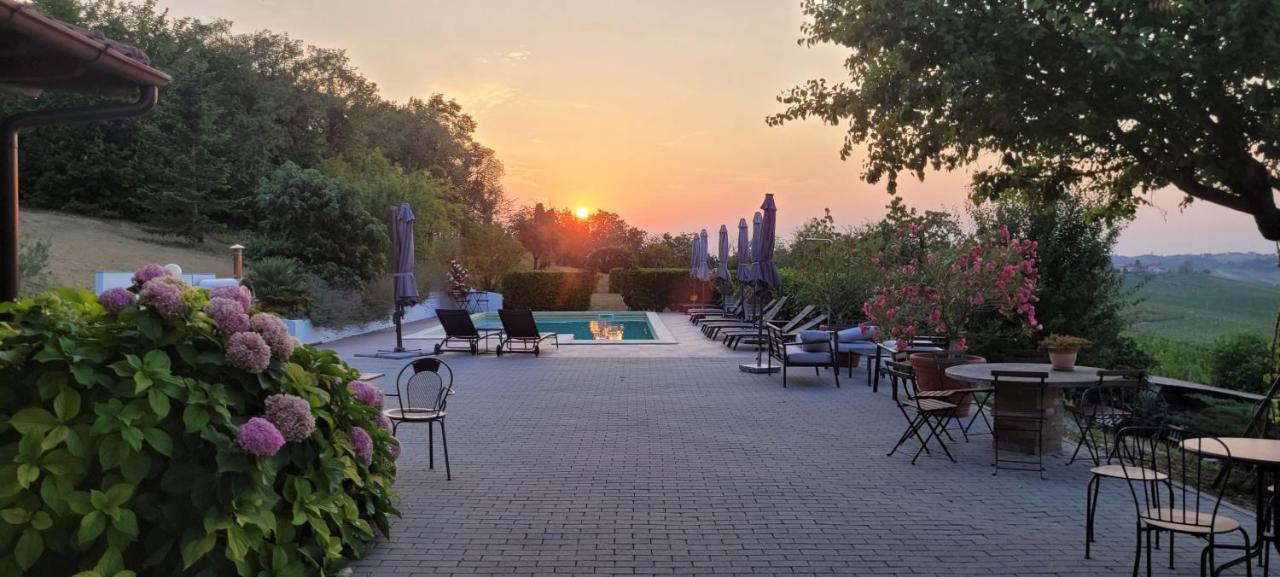 Villa Bella Piemonte Nizza Monferrato Exteriör bild